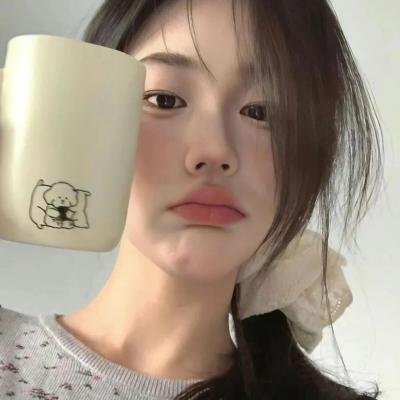 战火四千金